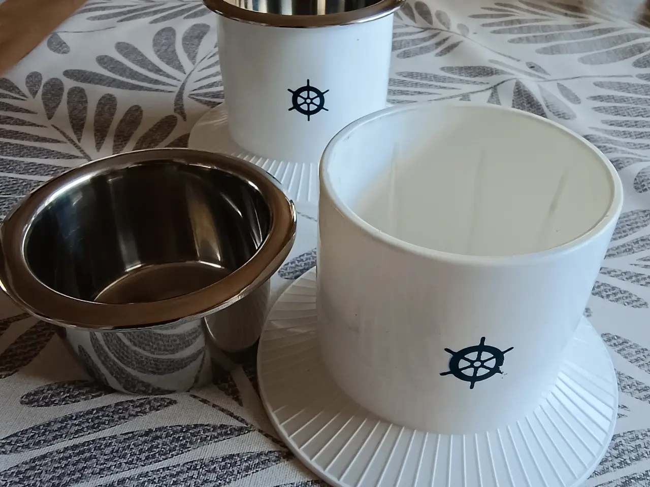 Billede 1 - Kop/flaskeholder med sugekop