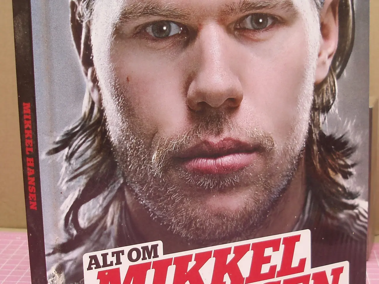 Billede 1 - Alt om Mikkel Hansen med Plakat