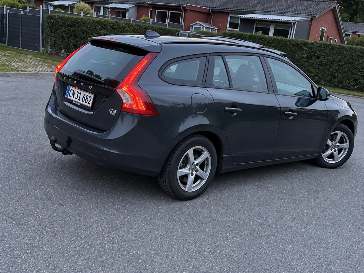 Billede 6 - Volvo V60 med en økonomisk 2,0 D2-dieselmotor sælg