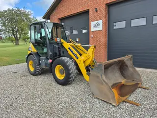 Komatsu WA70-7