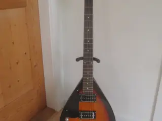 Venstrehånds Starfire teardropguitar