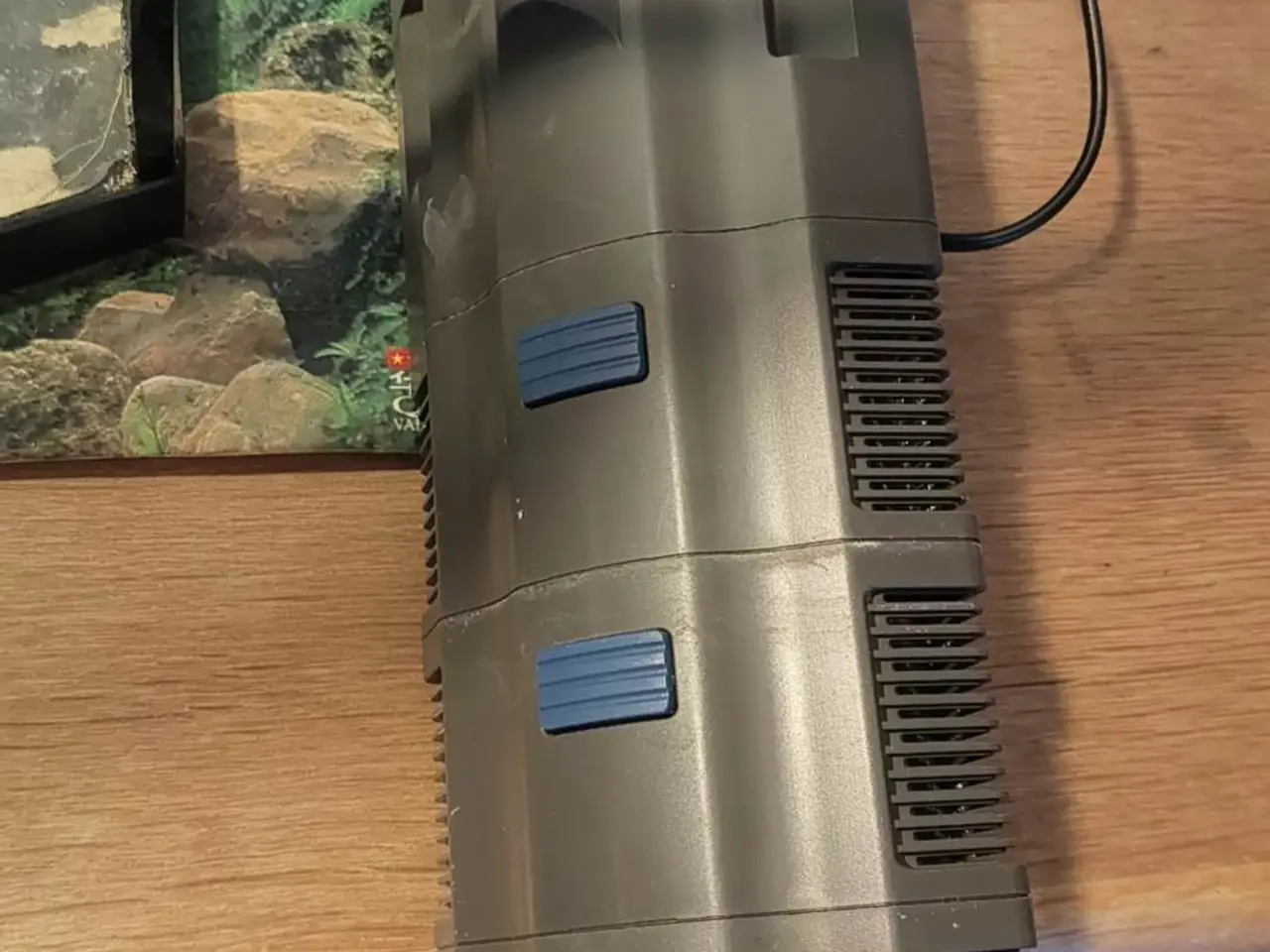 Billede 5 - Aquael akvarium med buet front og låg
