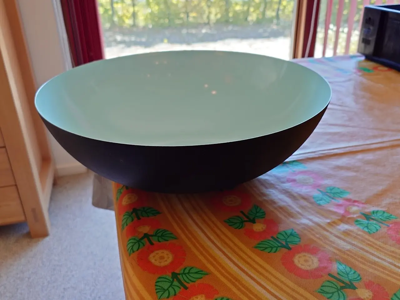 Billede 2 - Skål i metal – moderne dansk design