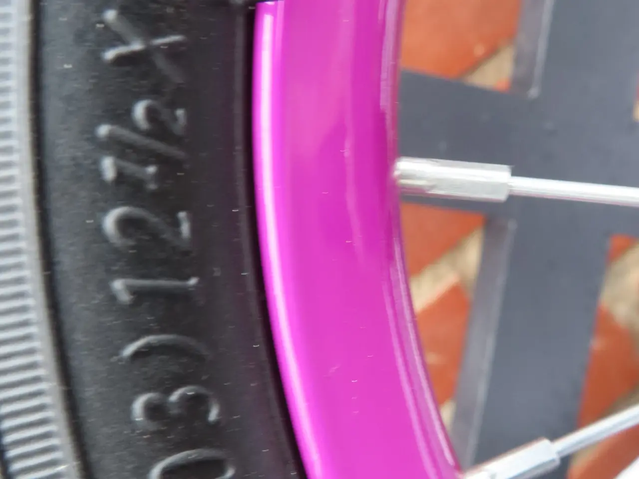 Billede 8 - Helt ny pink løbecykel 1-3 år. Hollandsk kvalitet