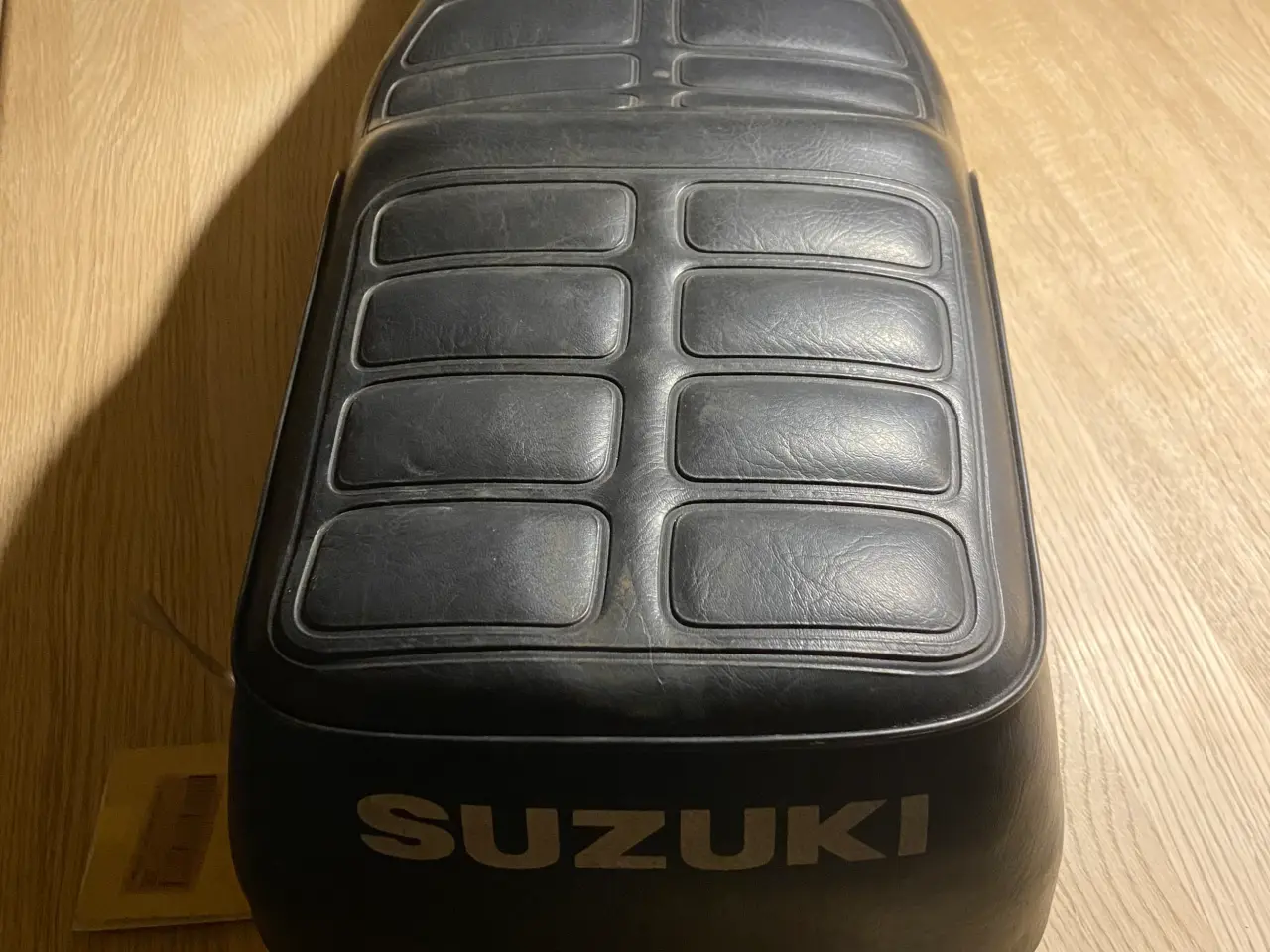 Billede 1 - Suzuki GN 250 sæde