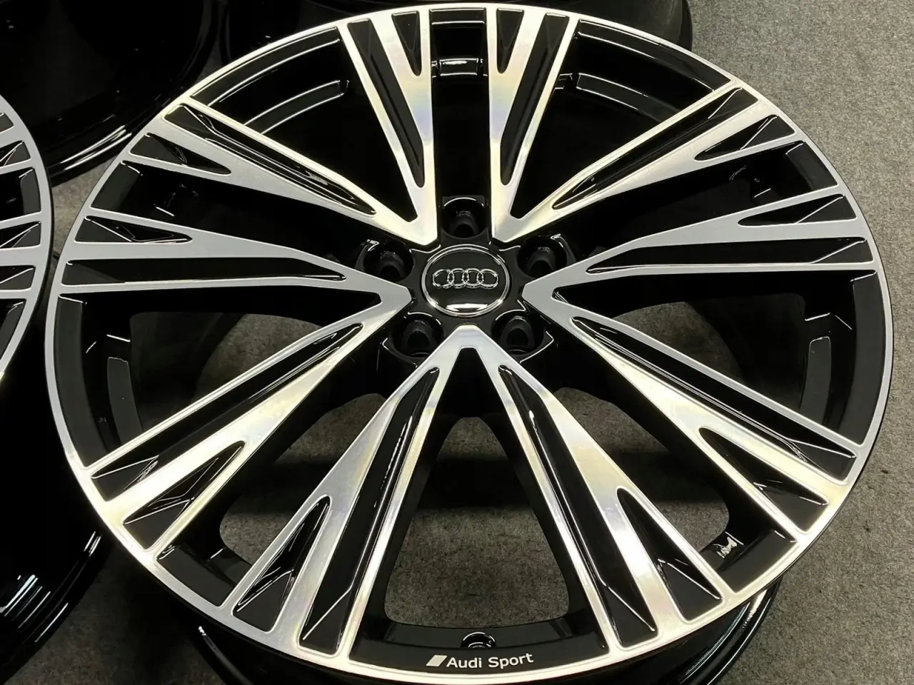 Billede 5 - ALUFÆLGE AUDI A6 C8 4K0 20"