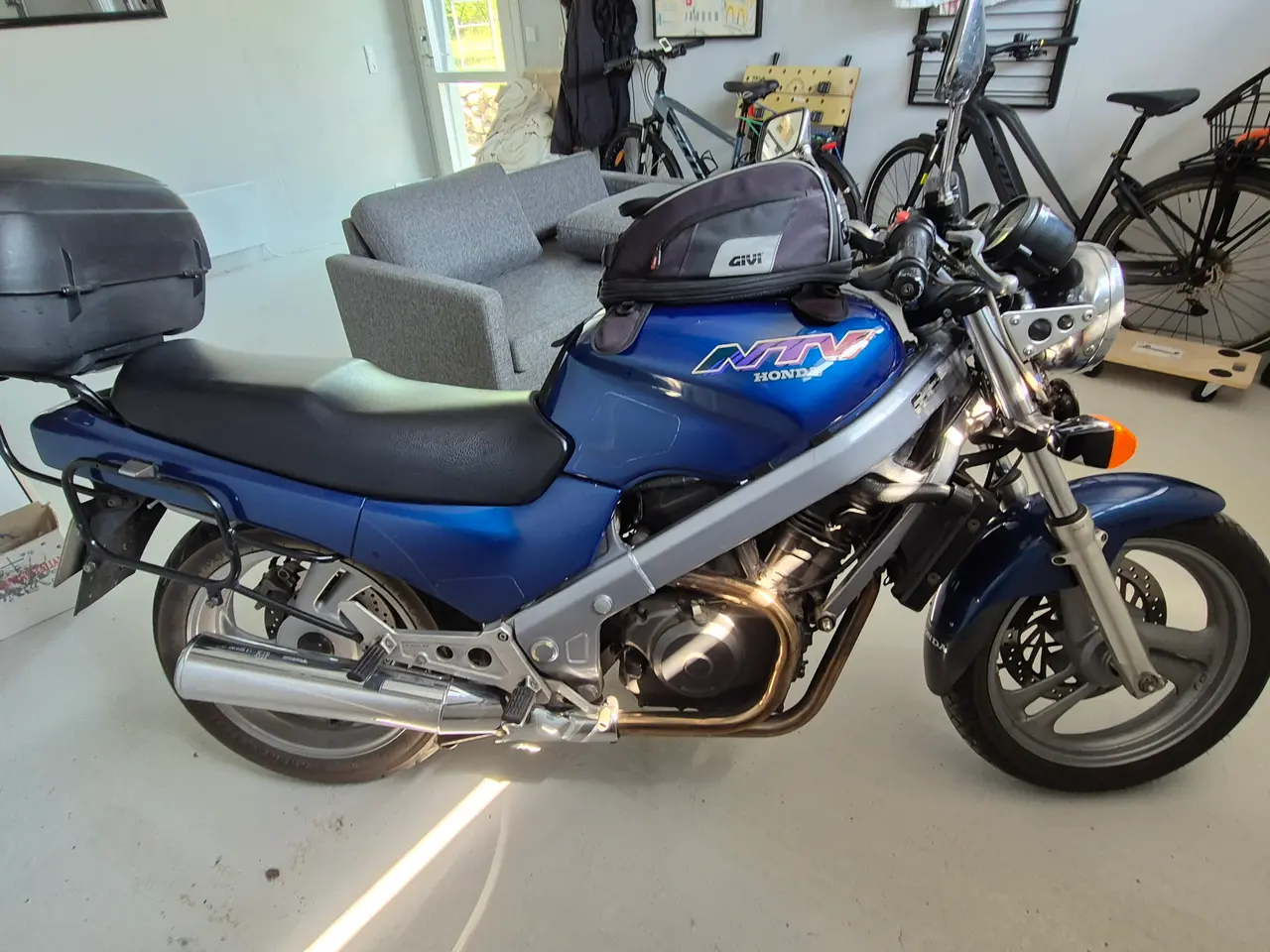 Billede 10 - Flot Honda ntv 650 med kardan og fuldt taskesæt