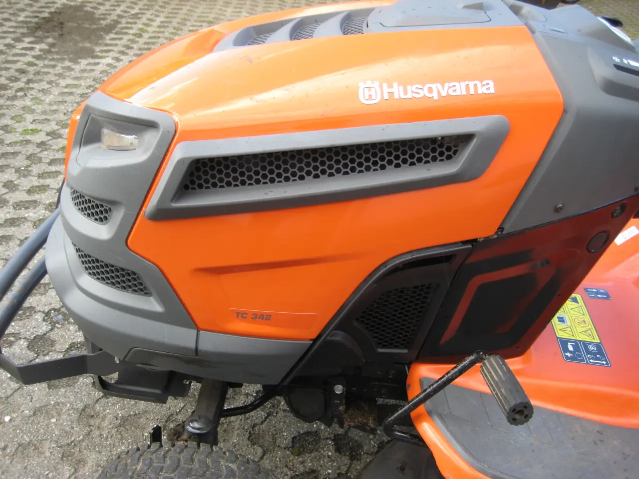 Billede 4 - Husqvarna 342 TC med opsamler kørt 192 timer