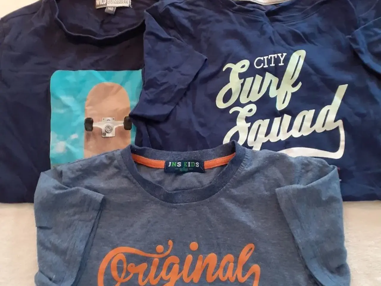Billede 1 - 3 t-shirts, str. 134, mørkeblå
