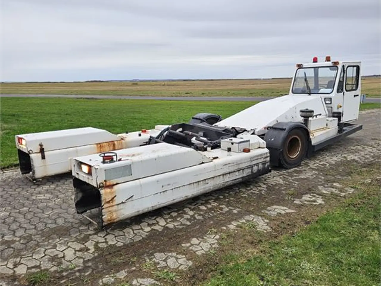 Billede 9 - Kalmar TBL180 - Pushback traktor Towbarless