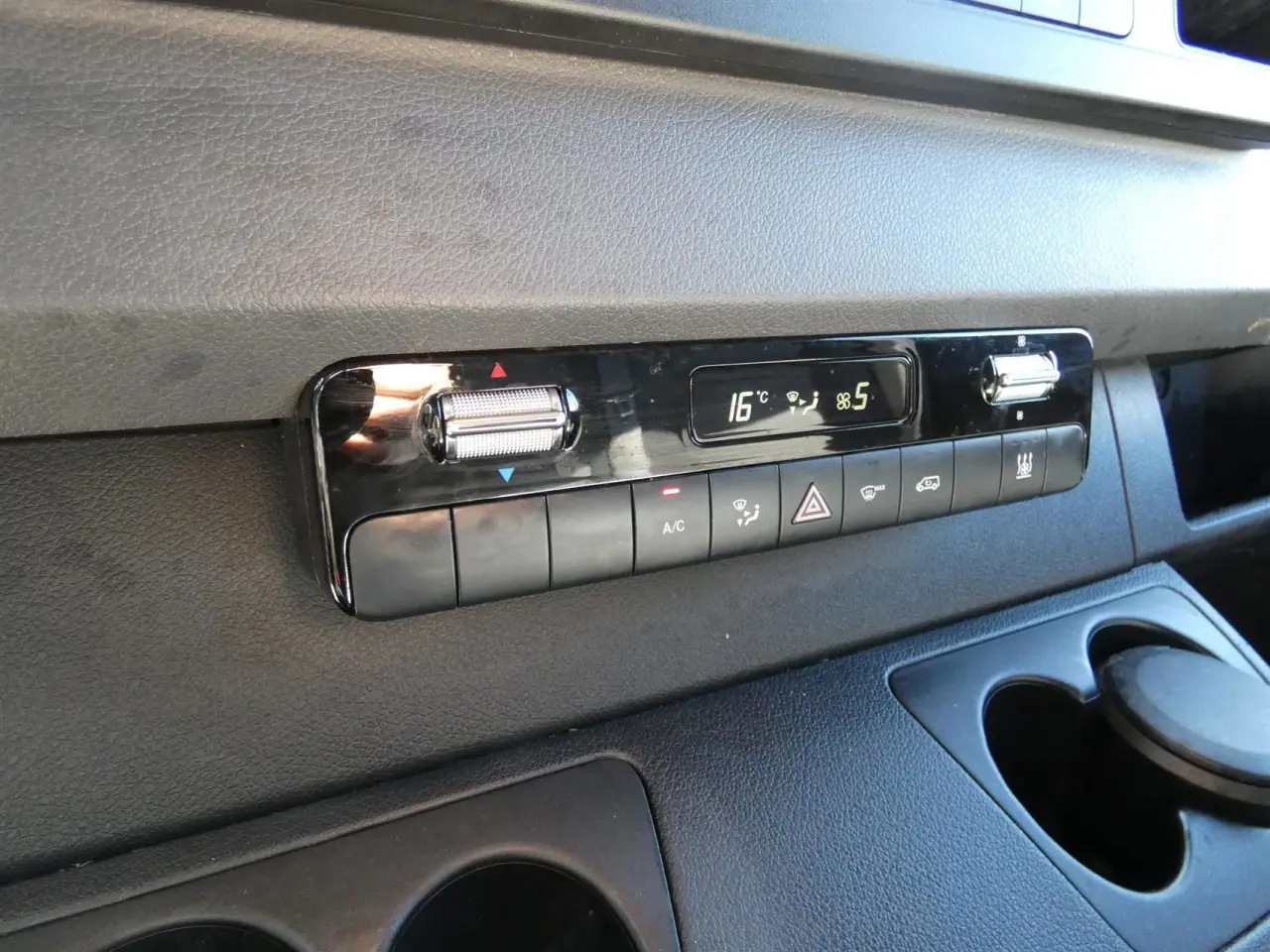 Billede 8 - Mercedes-Benz Sprinter 317 2,0 CDI A2 H2 RWD 9G-Tronic 170HK Van Aut.