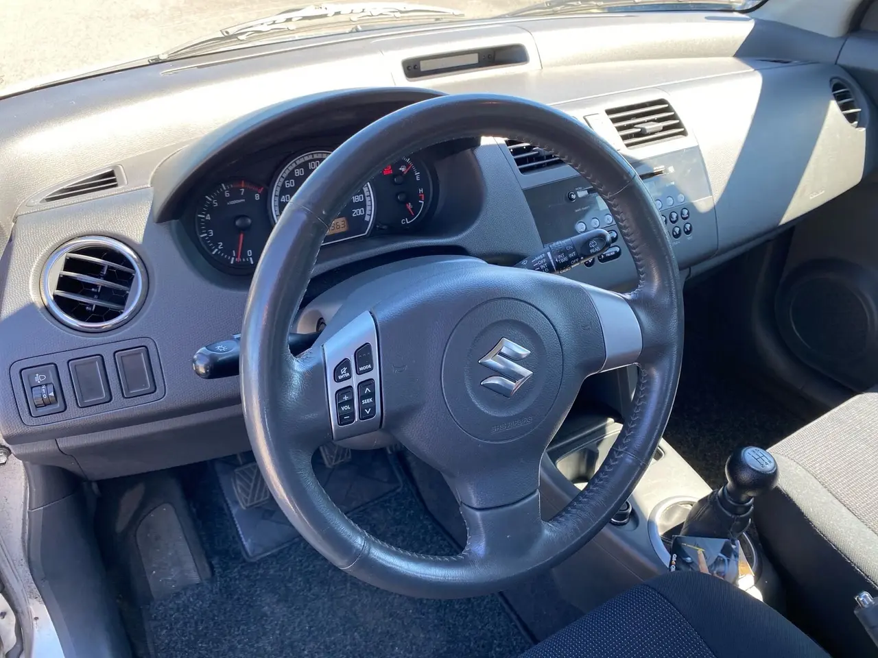 Billede 8 - Suzuki Swift 1,3 GL 92HK 5d