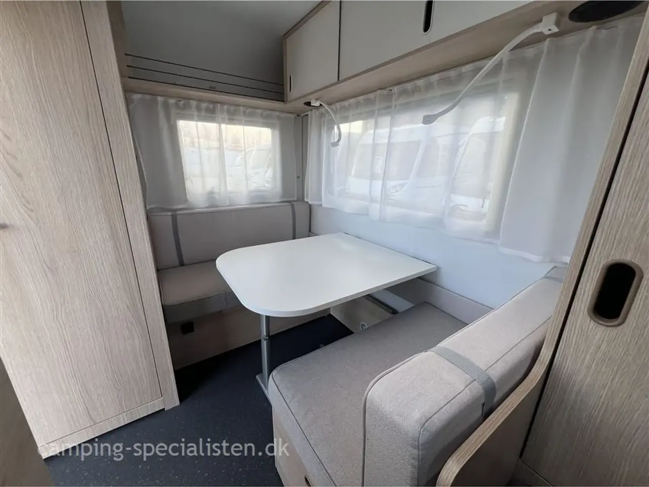 Billede 6 - 2025 - Adria Aviva 400 PS   2025 Adria Aviva 400 PS med 3 meter telt  - se den nu hos Camping-Specialisten.dk
