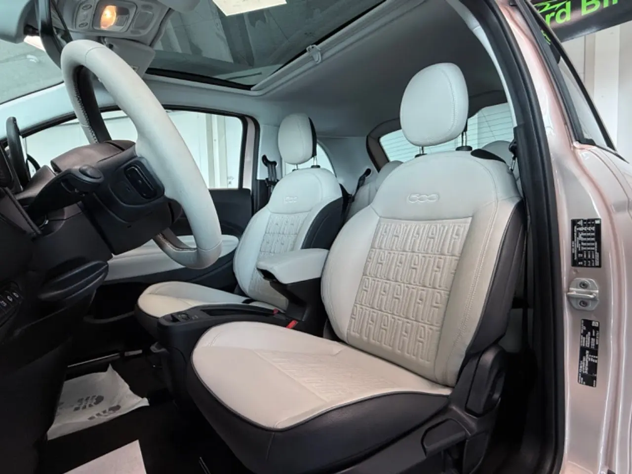 Billede 10 - Fiat 500e 42 la Prima Sky