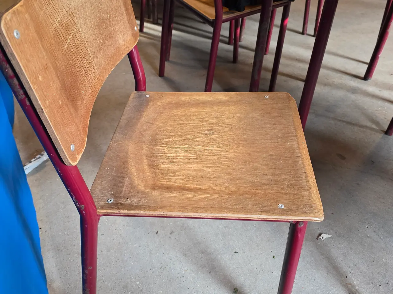 Billede 6 - Bord + 4 stole