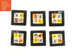 Glasunderlag med moderne design (str. 6 stk 9,5x9,5 cm)