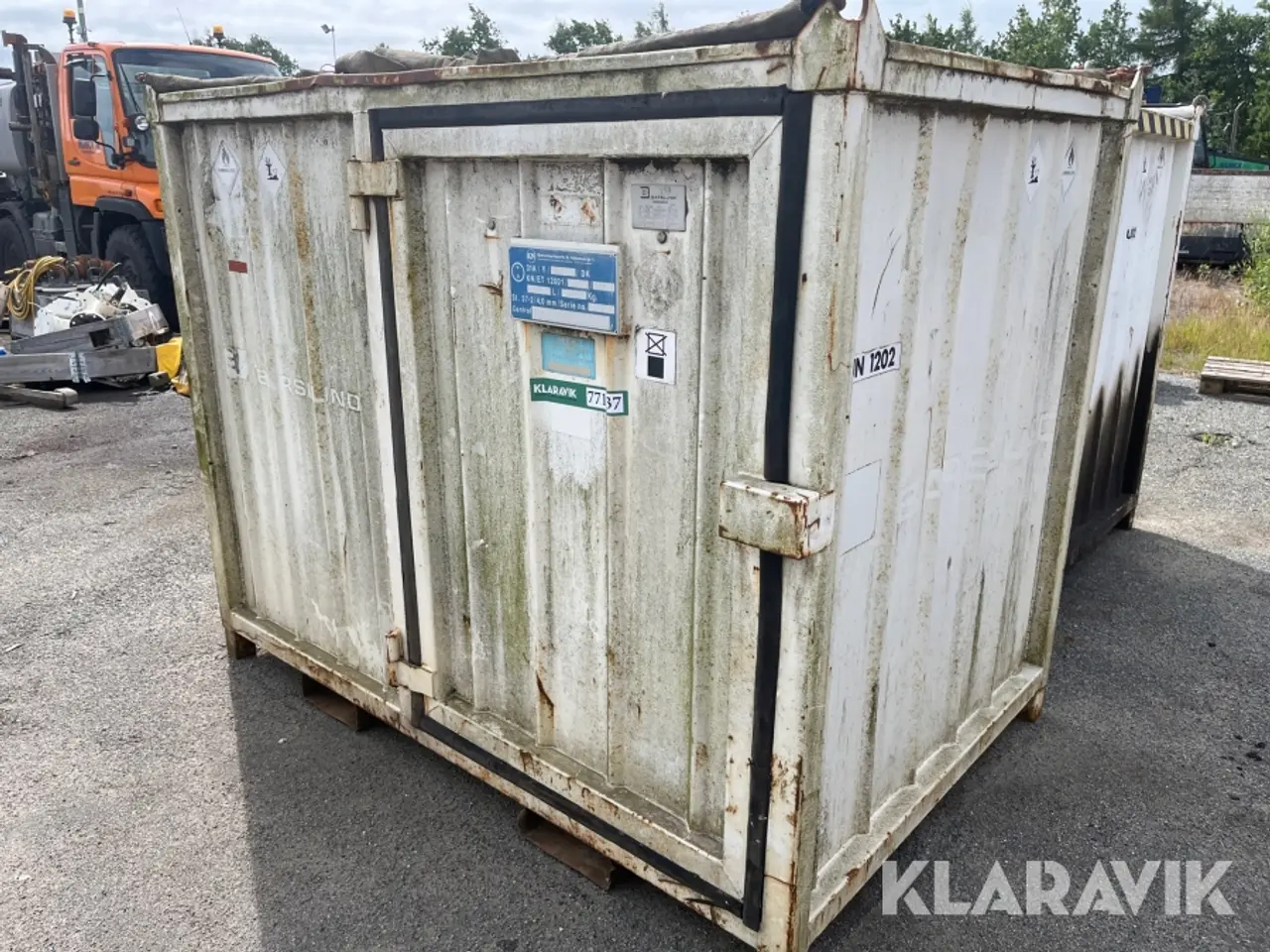 Billede 1 - Olietank i Container KN Beholderfabrik 1500