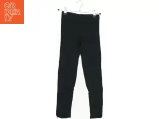 Sorte leggings fra H&M (str. 134)
