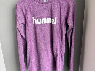 Lilla Hummel trøje med hvidt logo str. 164