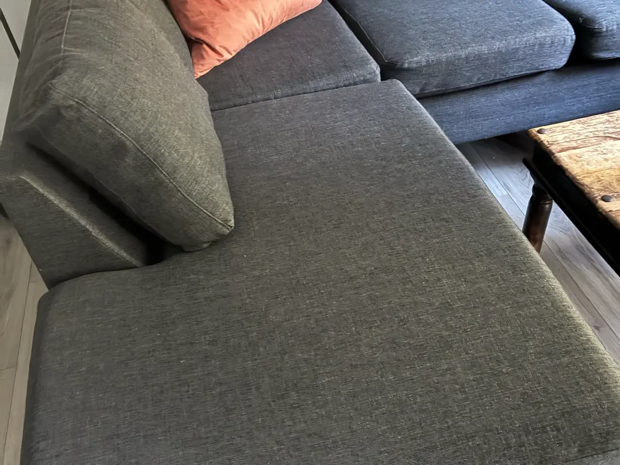 Billede 2 - Stor pæn koksgrå hjørnesofa