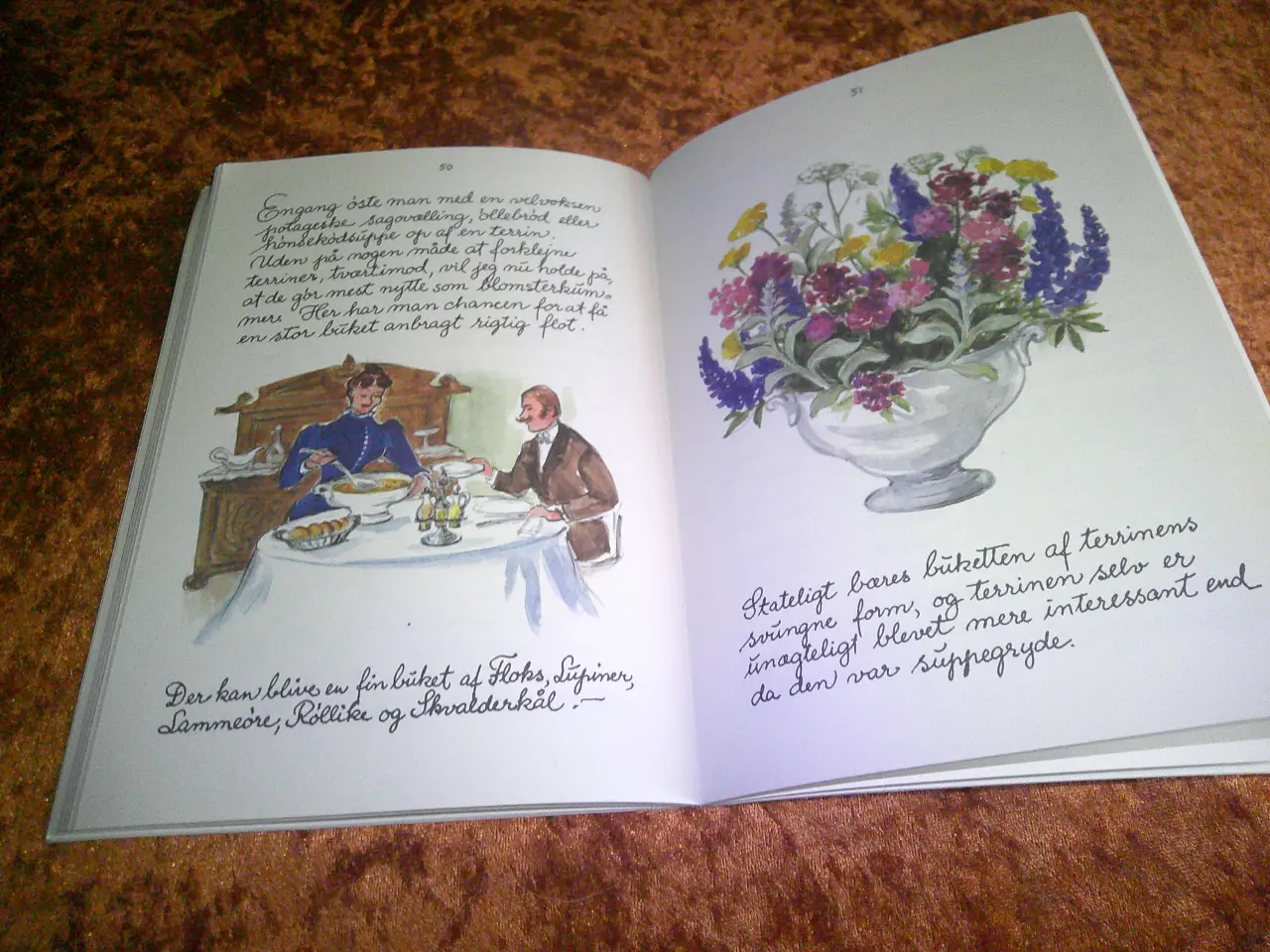 Billede 2 - Blomster og vaser i den gamle skole,
