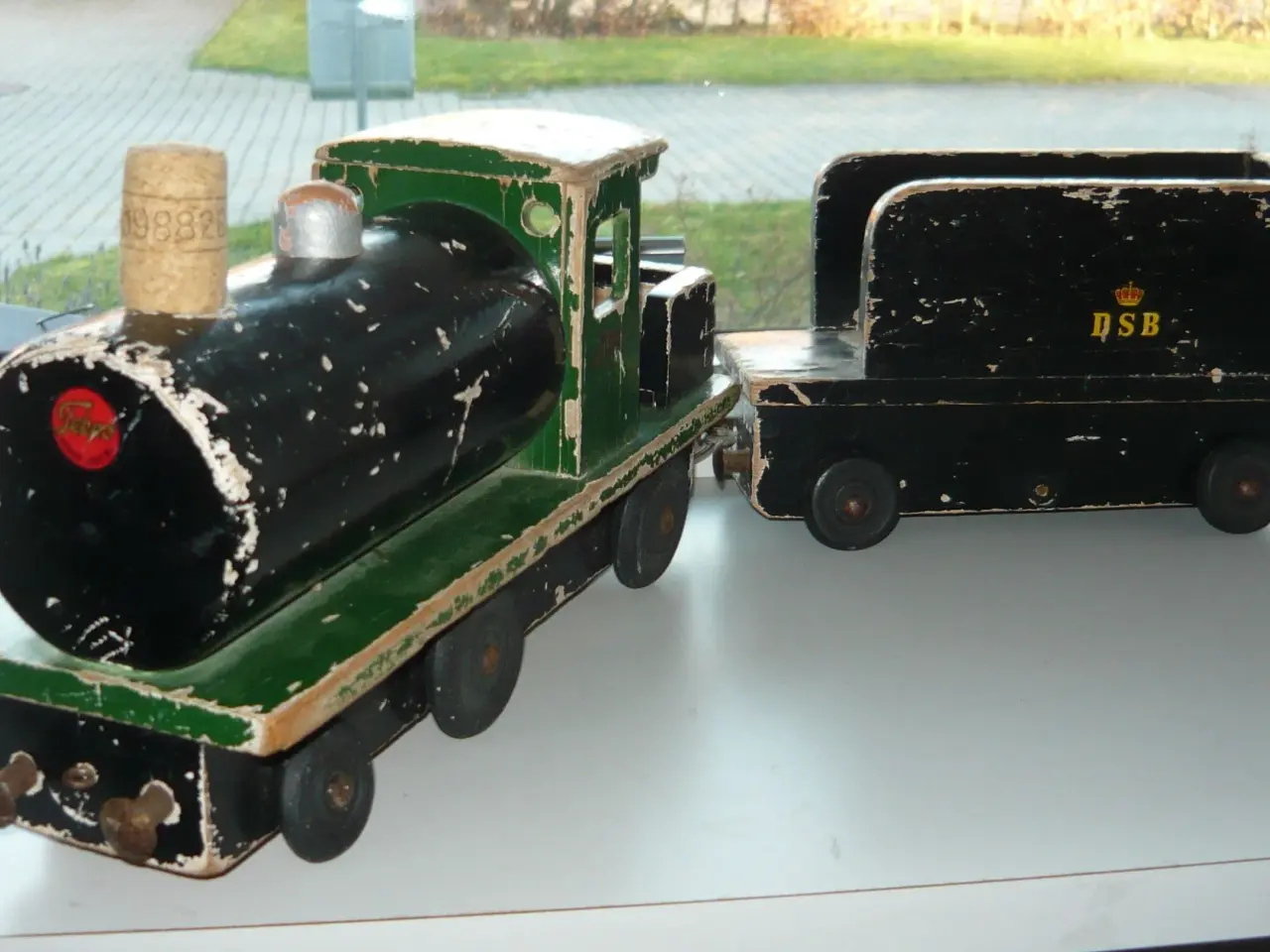 Billede 2 - Gammelt Tekno tog!