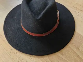 Fedora hat fra London Fog