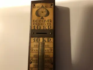 Over 100, 10ører og holder