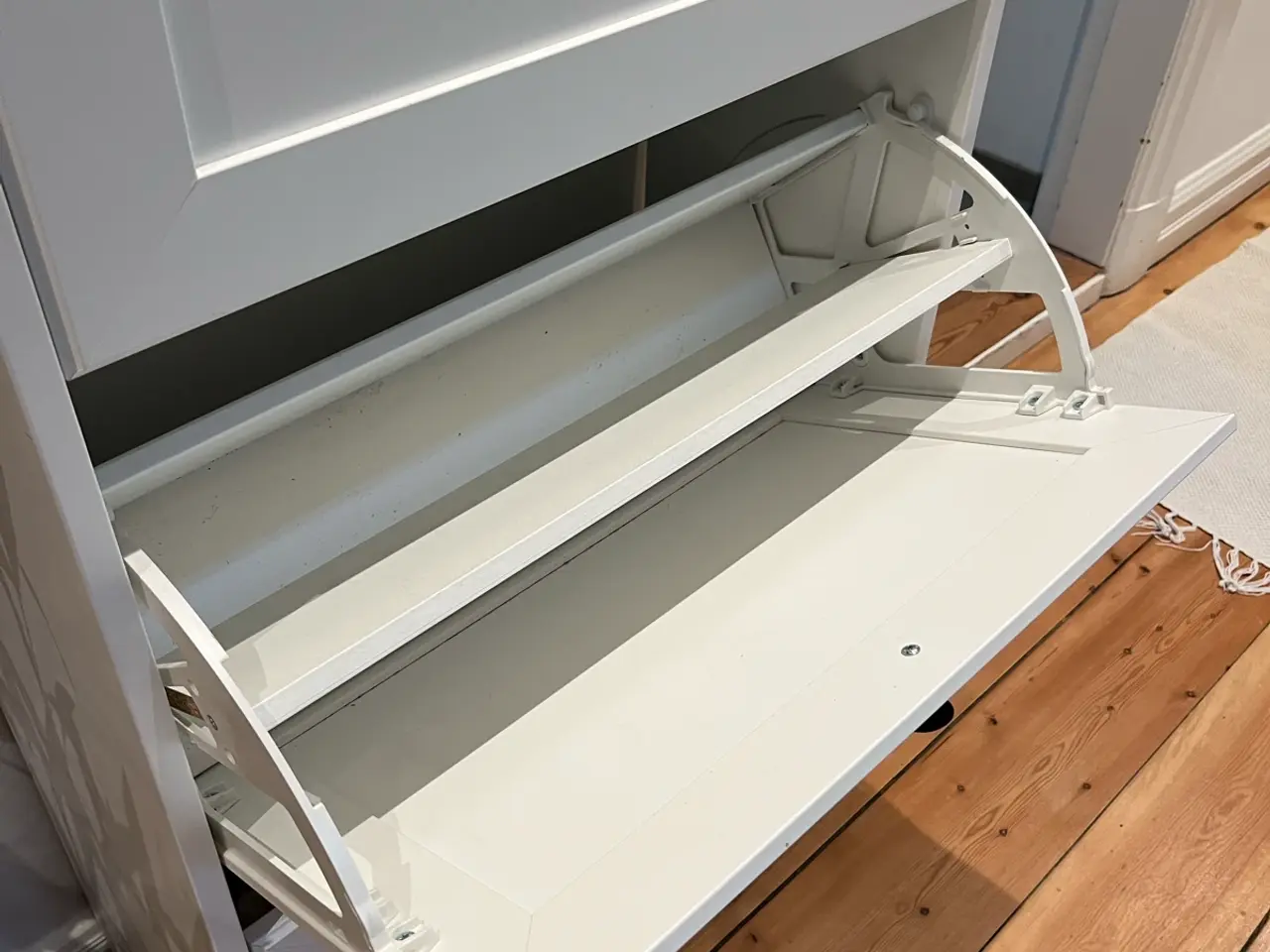 Billede 2 - Ikea skoskab