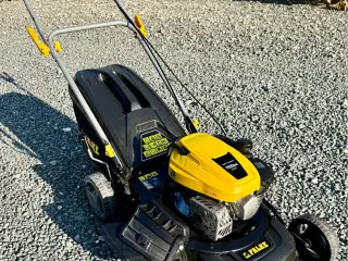 Plæneklipper sælges