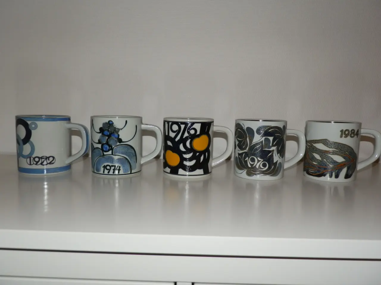 Billede 1 - Store Royal Copenhagen årskrus 79’ 84’ 85’