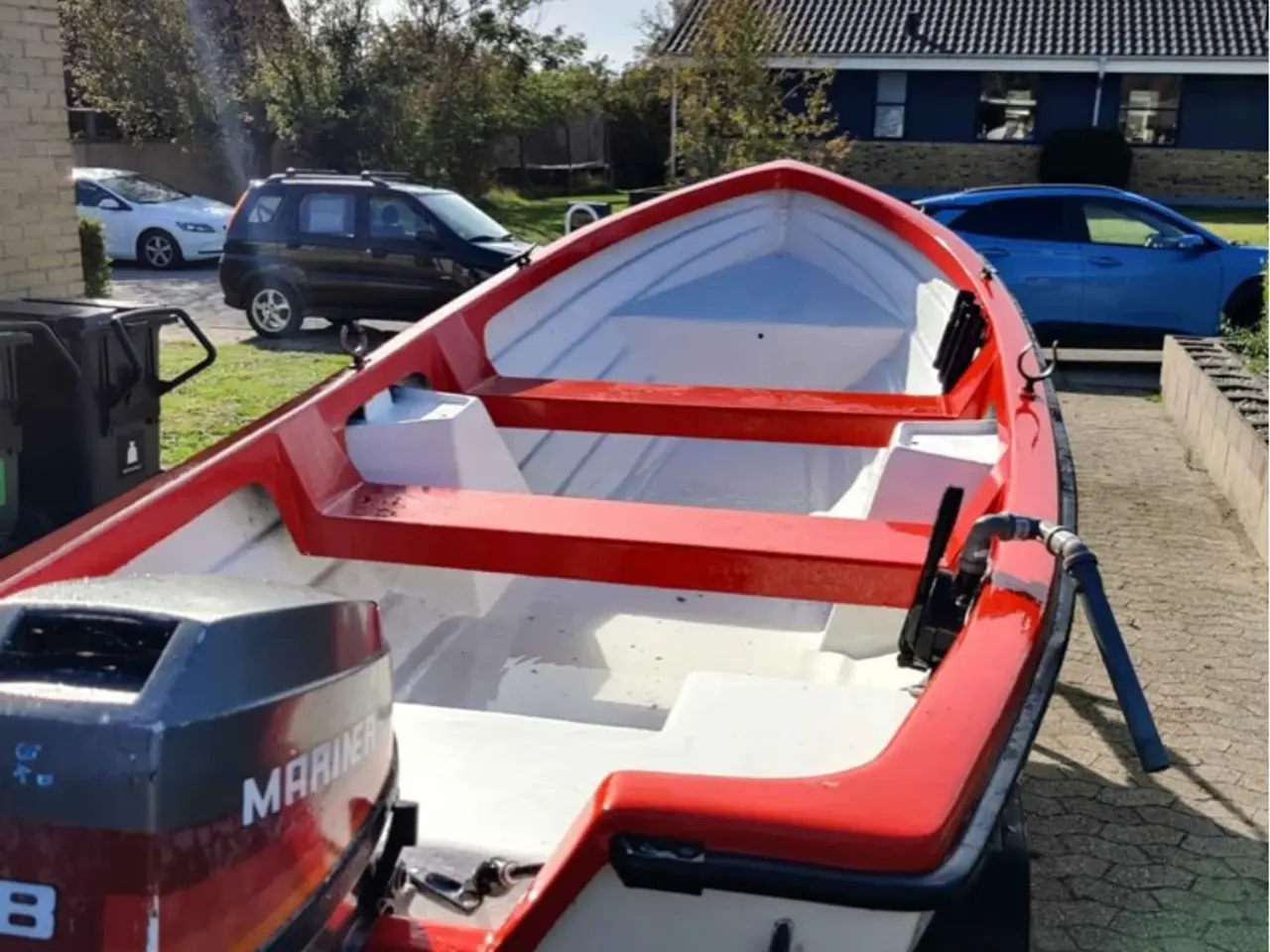 Billede 2 - Jolle med 8 hk motor og næsten ny bådtrailer