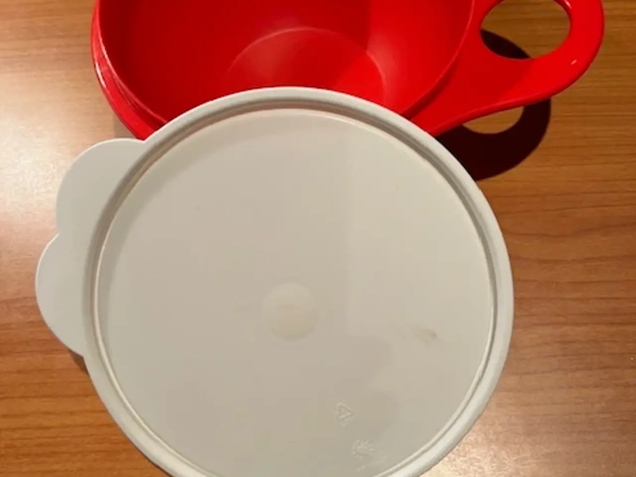 Billede 2 - Tupperware låg, hvidt på 14,5 cm i diam.
