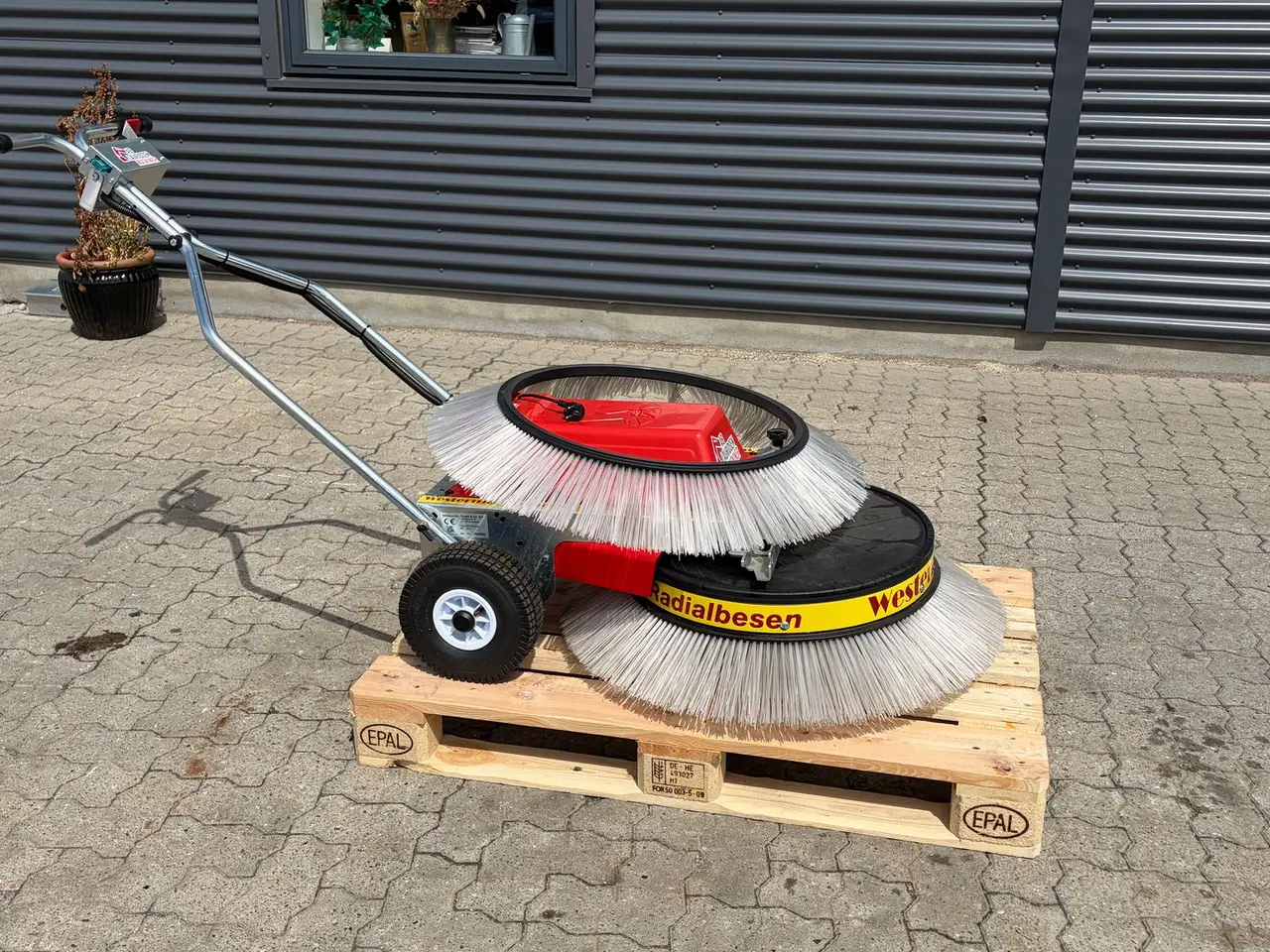 Billede 8 - Westermann WR 870 ACCU Elektrisk fejemaskine