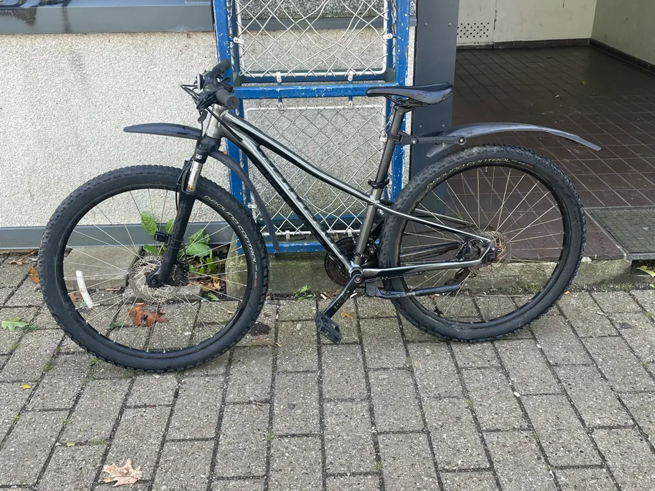 Billede 3 - mountainbike specialized  27,5  tommer aluminum ,2