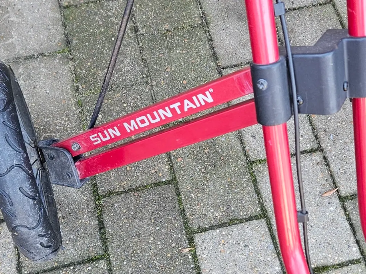 Billede 3 - 2 stk. Sun Mountain Speed Cart V1 golfvogneSælger