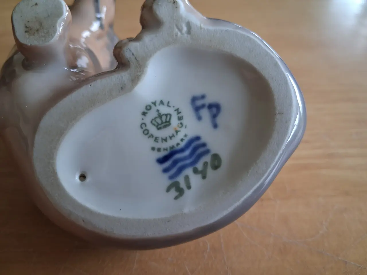 Billede 5 - Gravhund, Royal Copenhagen