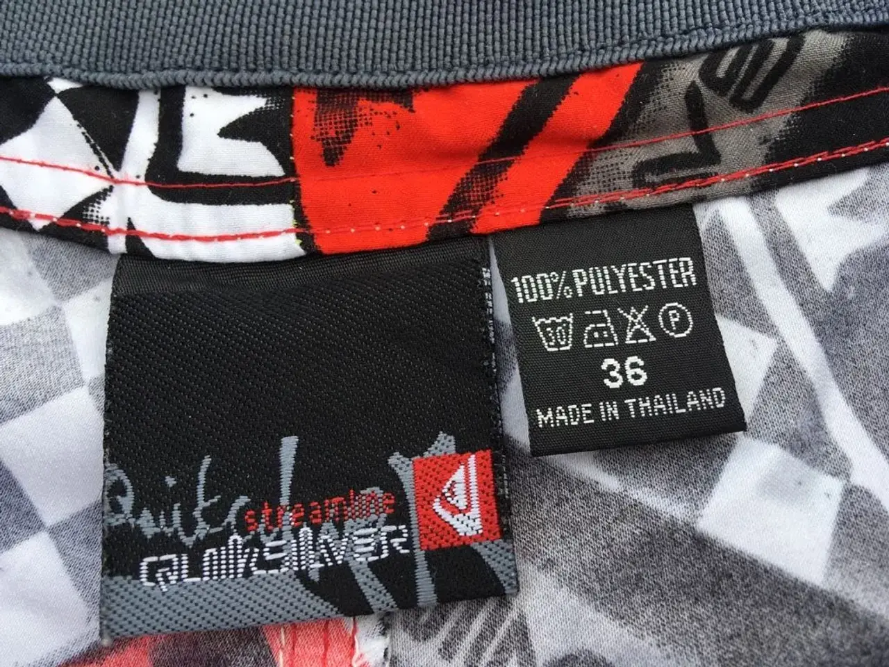 Billede 4 - QuickSilver badeshorts