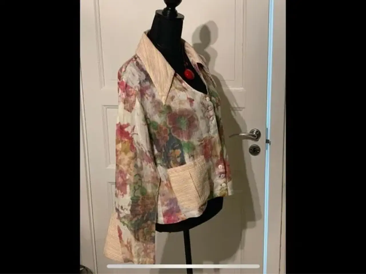 Billede 3 - Flot billig designer blazer