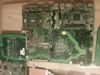 Acer aspire 1350 sælges i dele