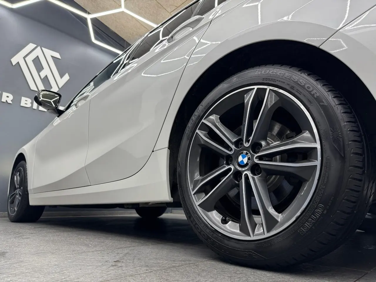 Billede 18 - BMW 120d 2,0 Sport Line xDrive aut.