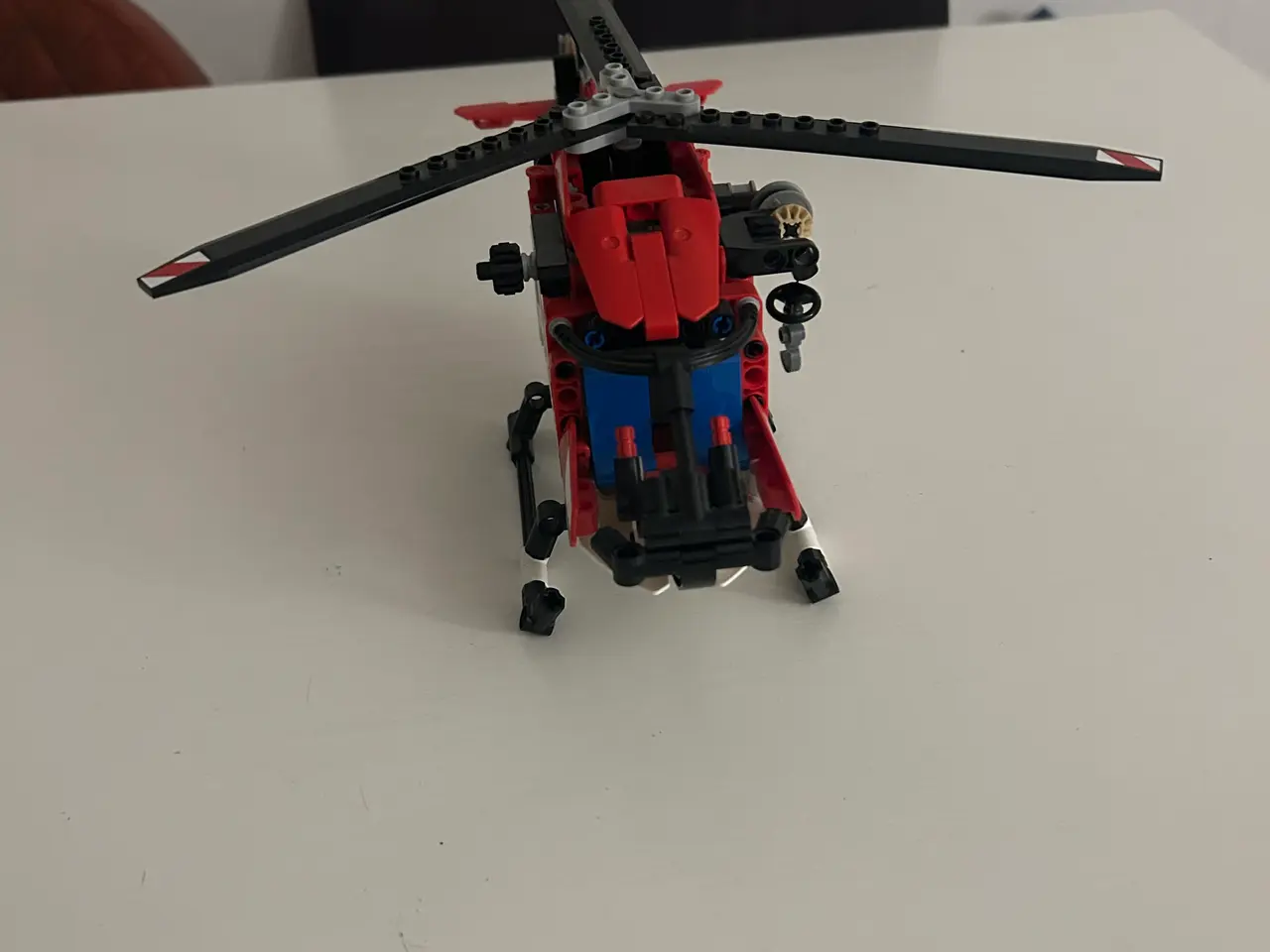 Billede 2 - Lego technic redningshelicopter