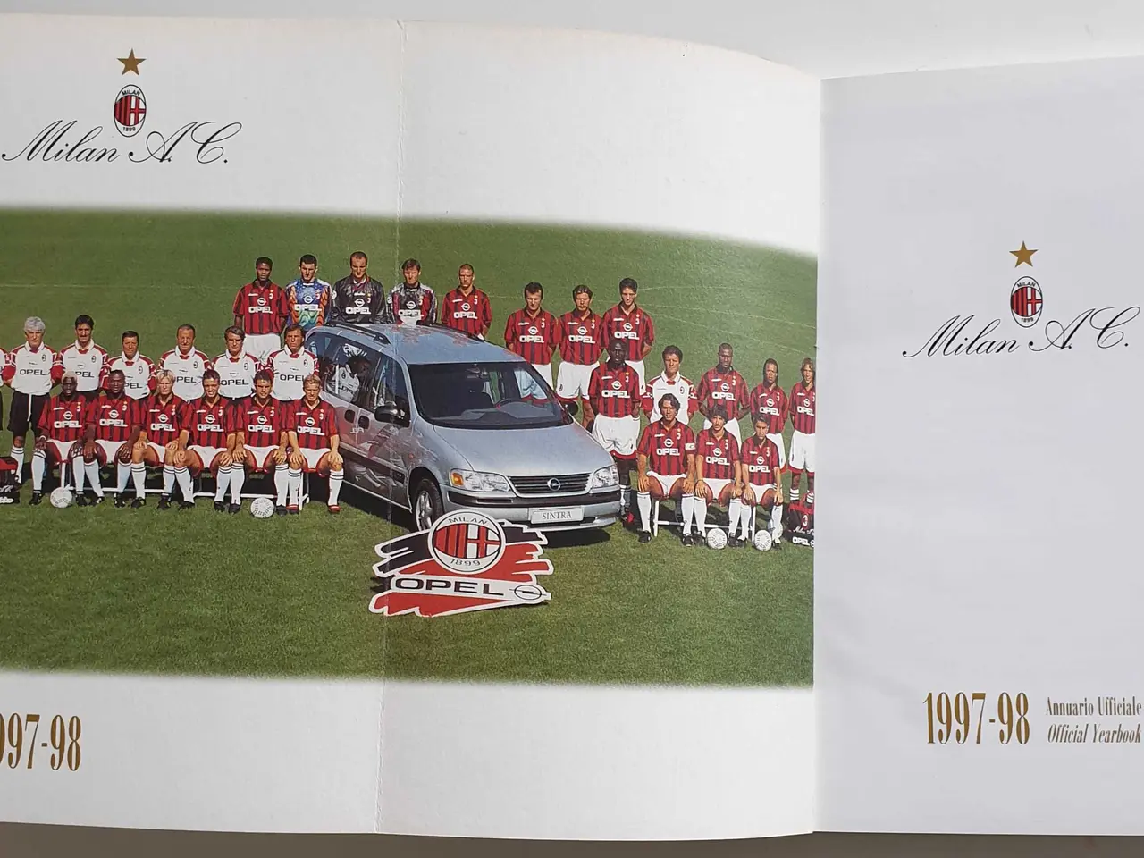Billede 7 - AC MILAN SLIPS LTD.EDITION + OFFICIAL YEARBOOK