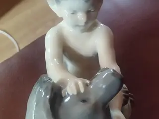 royal copenhagen figur faun med bjørn