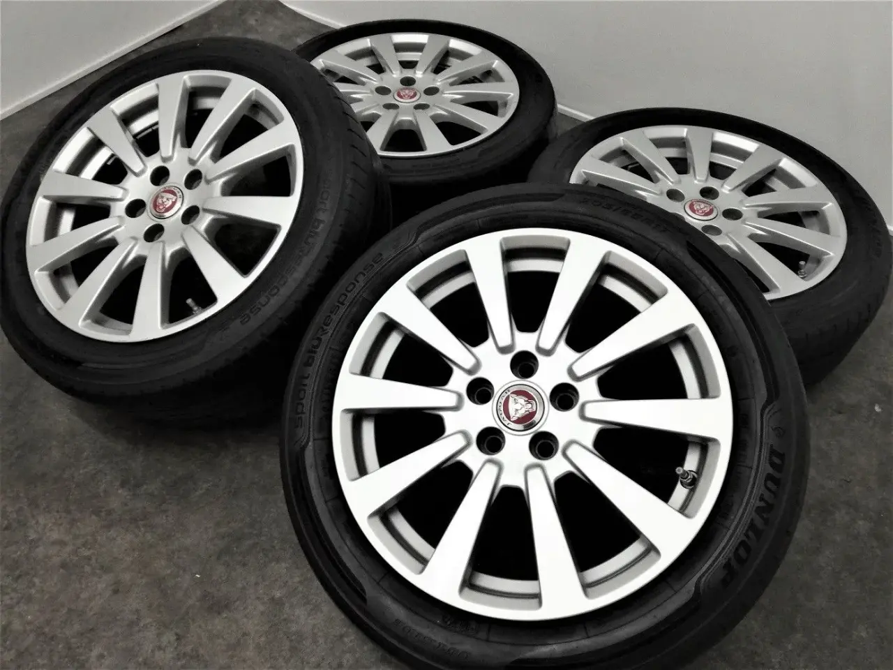 Billede 2 - 5x108 17" ET48,50 Jaguar Turbine inkl. TPMS