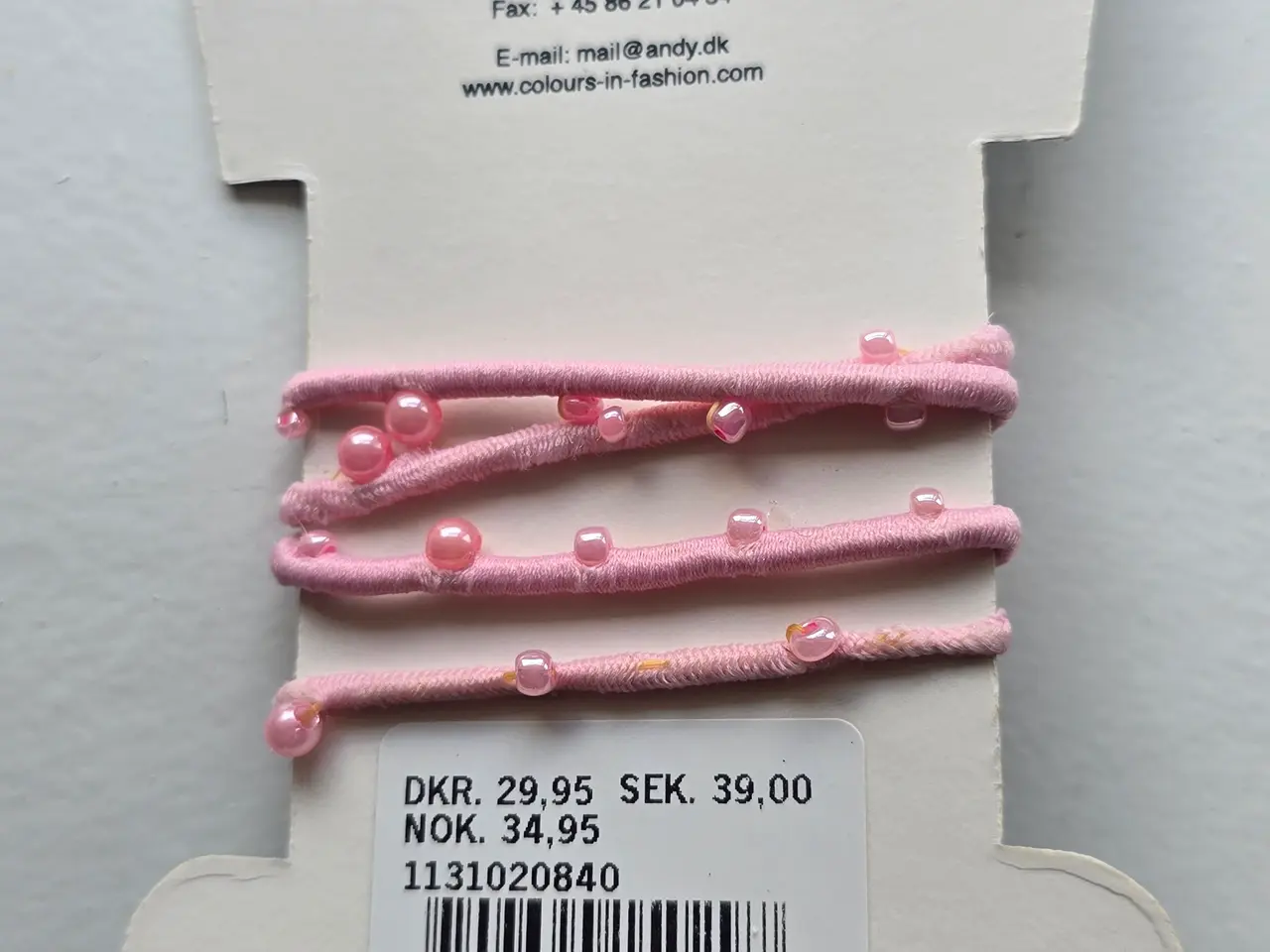 Billede 2 - Søde hårelastikker med roser – 5 pakker for 60 kr.