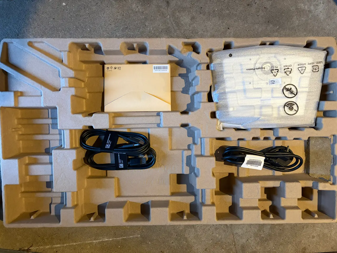 Billede 2 - 2 stk. Dell Pro 27 Plus QHD Monitor