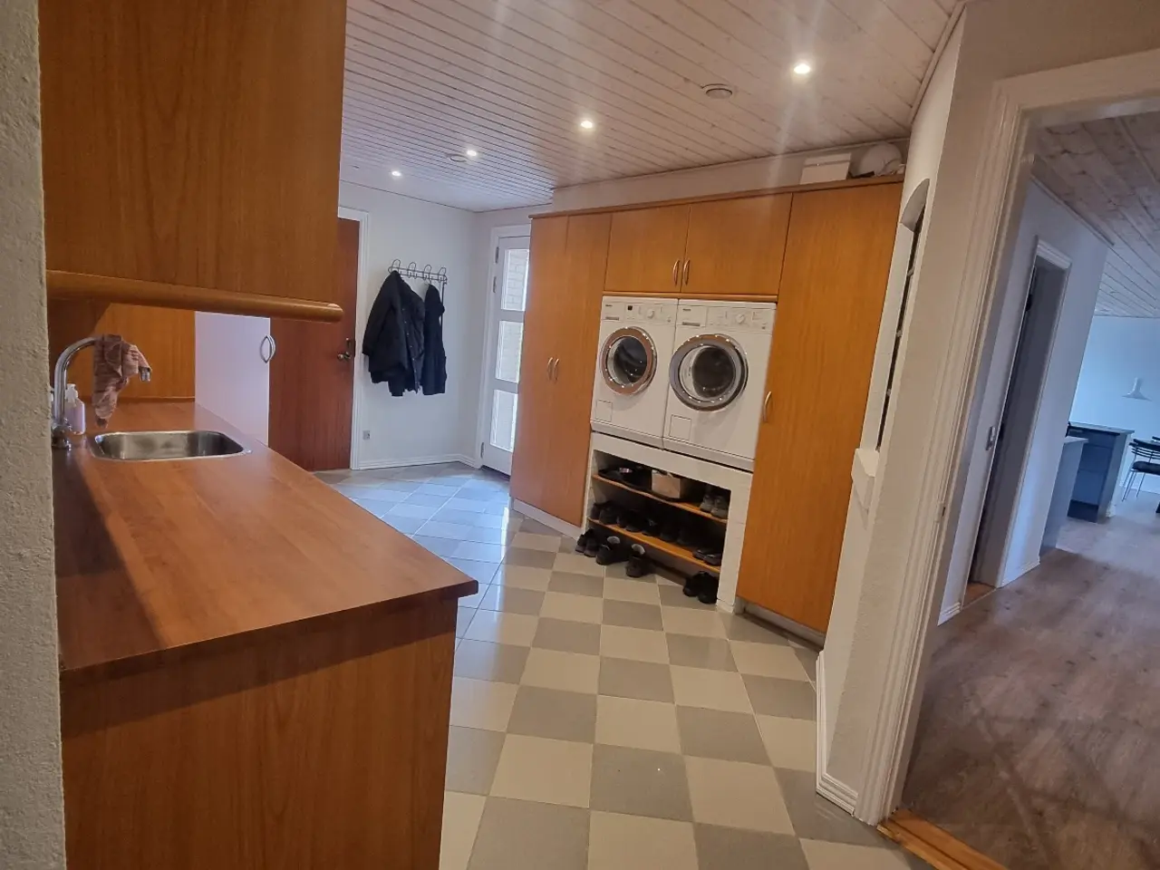 Billede 18 - Hus I Nørholm 9240 / 9000