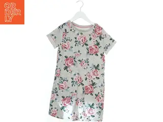 Kjole fra H&M (str. 140 cm)