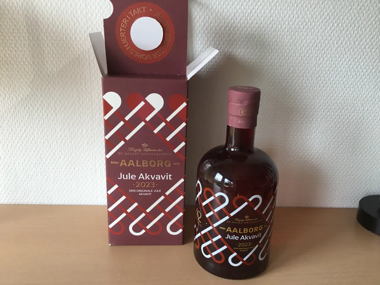 Billede 7 - 10 stk Aalborg juleakvavit